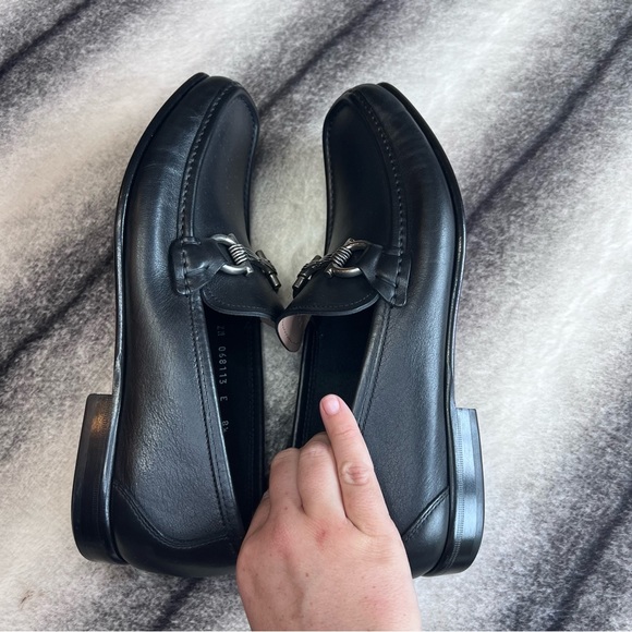 Salvatore Ferragamo Swan Black Leather Loafers - Picture 4 of 10